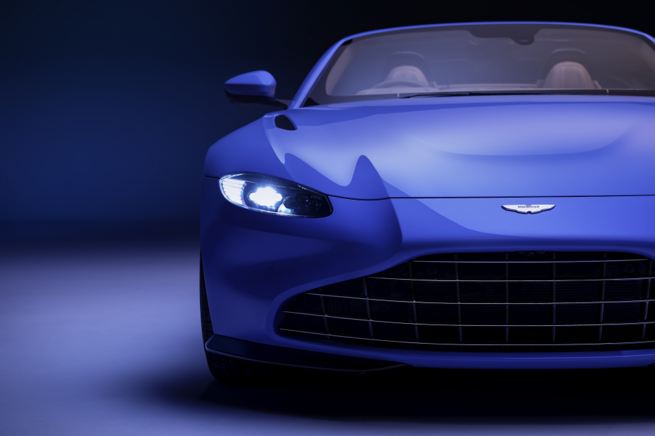 Aston Martin Vantage Roadster: быстрому автомобилю — быстрая крыша