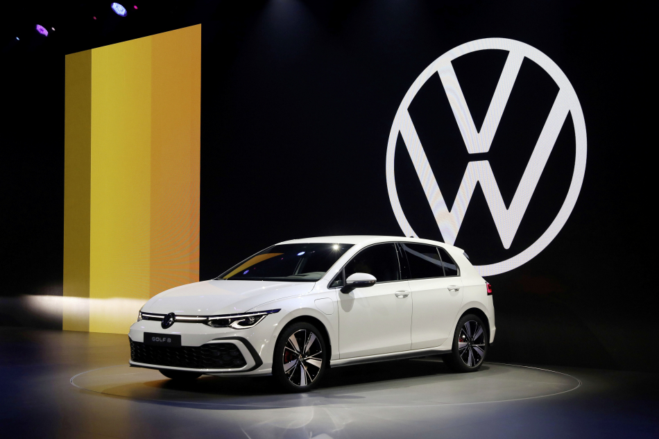 Знакомимся с новым Volkswagen Golf