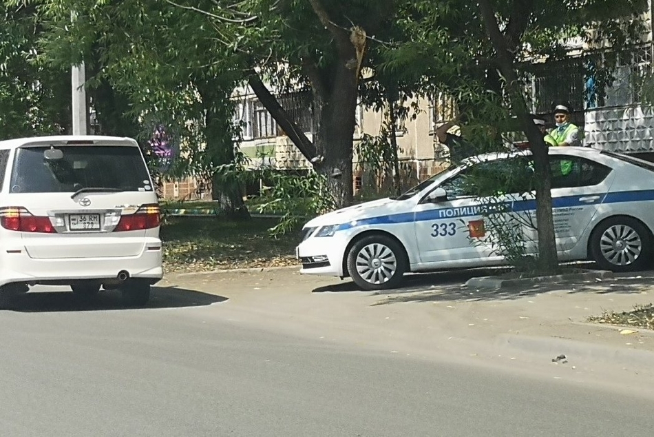 Киргизский автобизнес: что делают в Москве сотни машин с номерами КG?