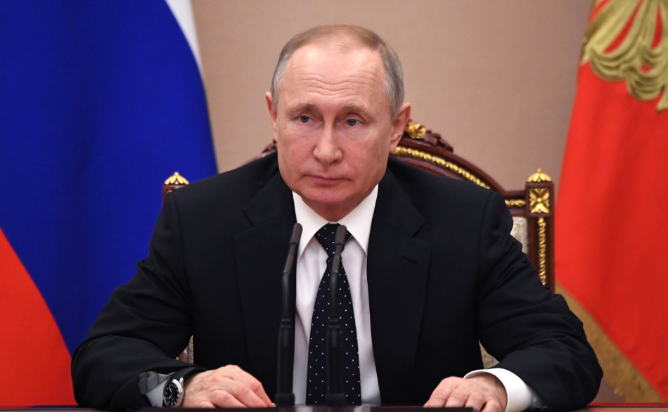 Путин разрешил ездить с просроченными правами
