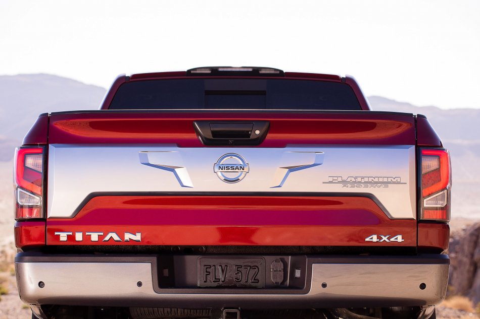 Nissan Titan подтянулся к Армаде