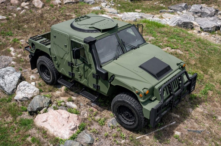 HMMWV XM 998