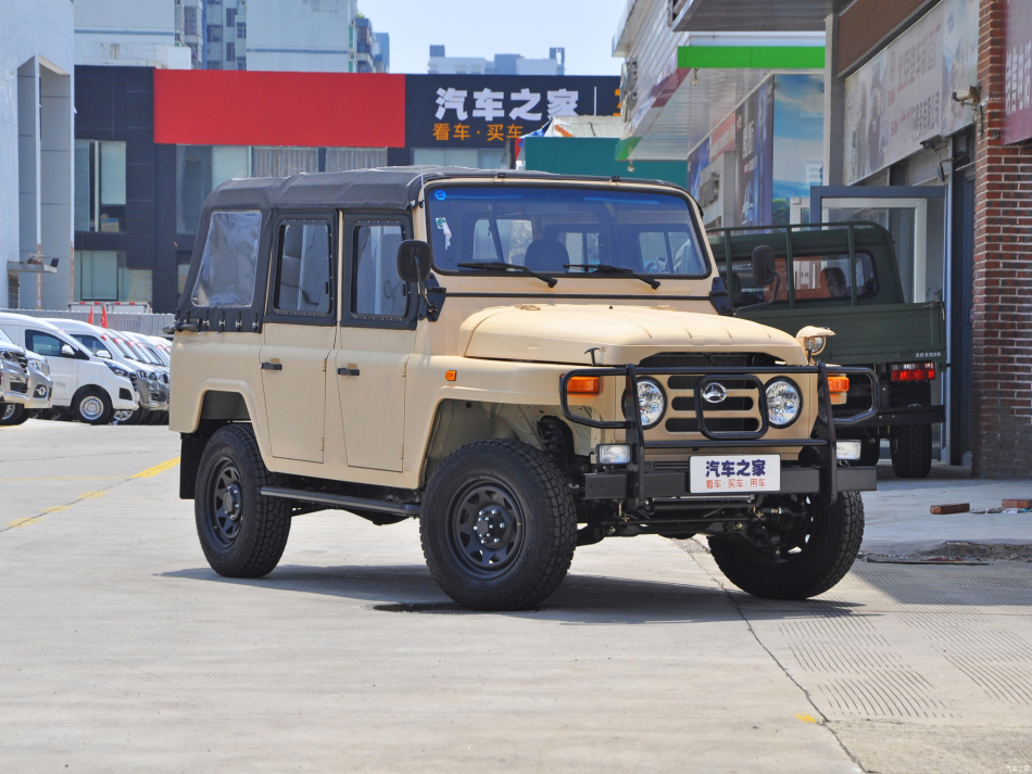 Китайский уазик beijing bj212