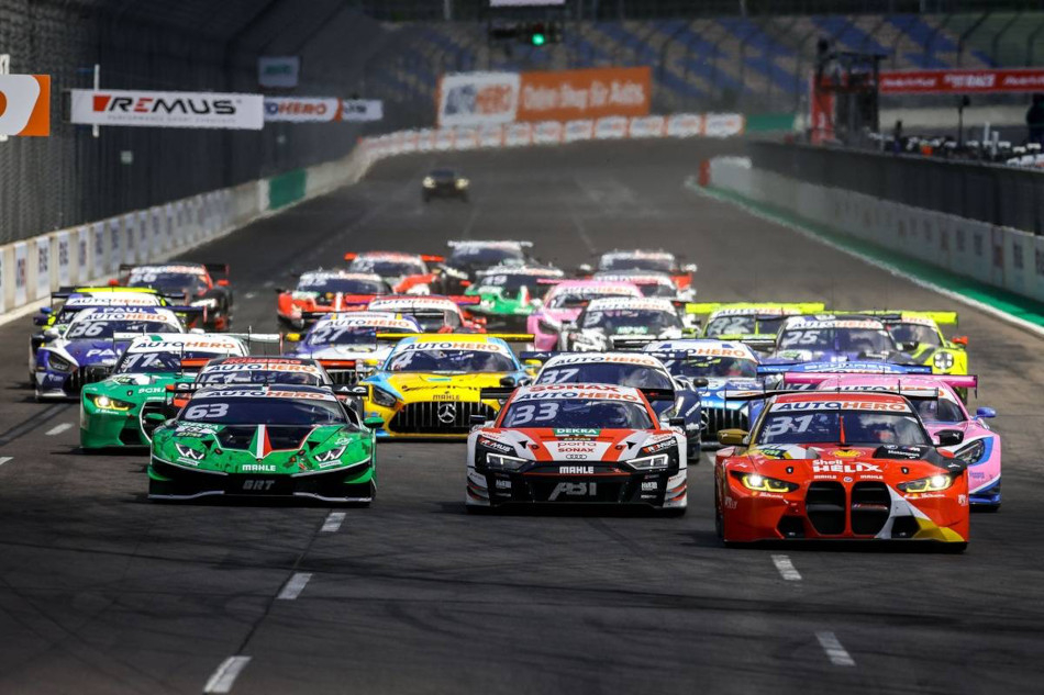 2025 dtm. Lausitzring dtm 2025. дтм гонки. гонки дтм 2025 года.