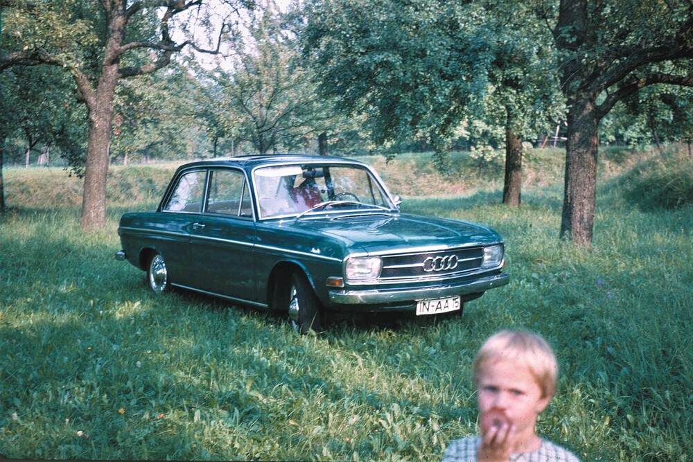 Audi 100 С1 (1968-1972) Седан 2-дв.