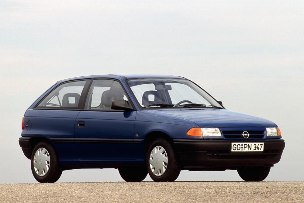 Opel Astra 1 поколение F (1991-1994) Хэтчбек 3 дв.