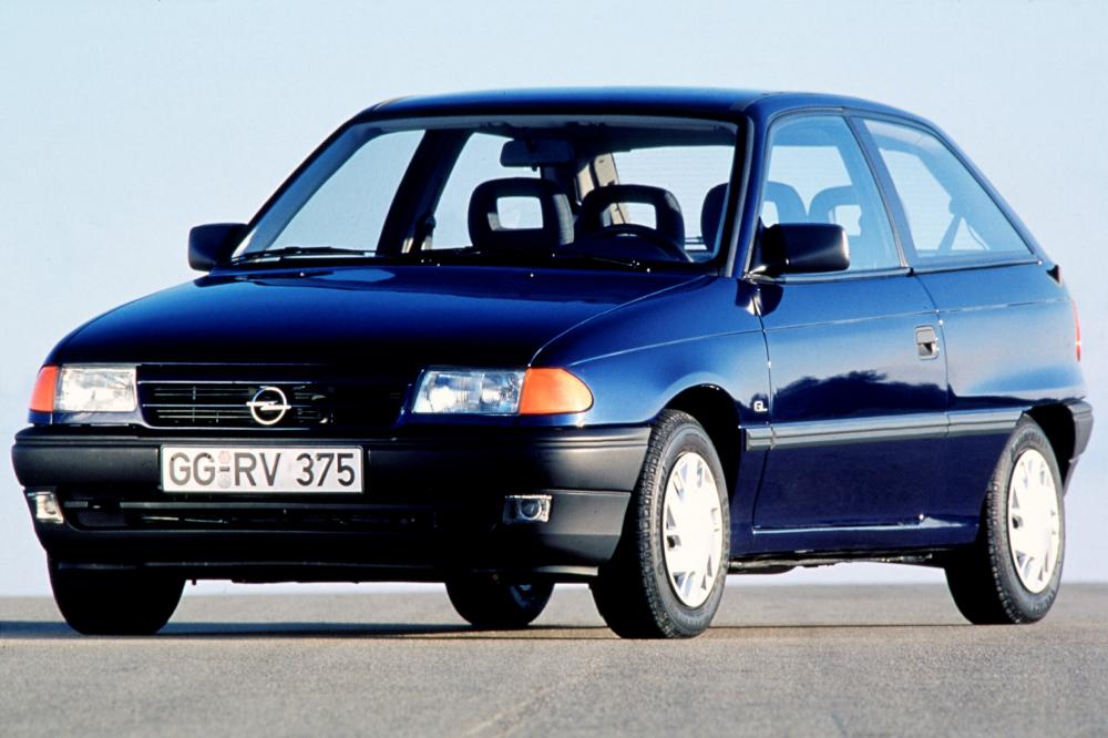 Opel Astra 1 поколение F (1991-1994) Хэтчбек 3 дв.