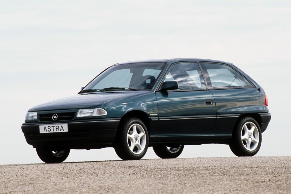 Opel Astra 1 поколение F (1991-1994) Хэтчбек 3 дв.