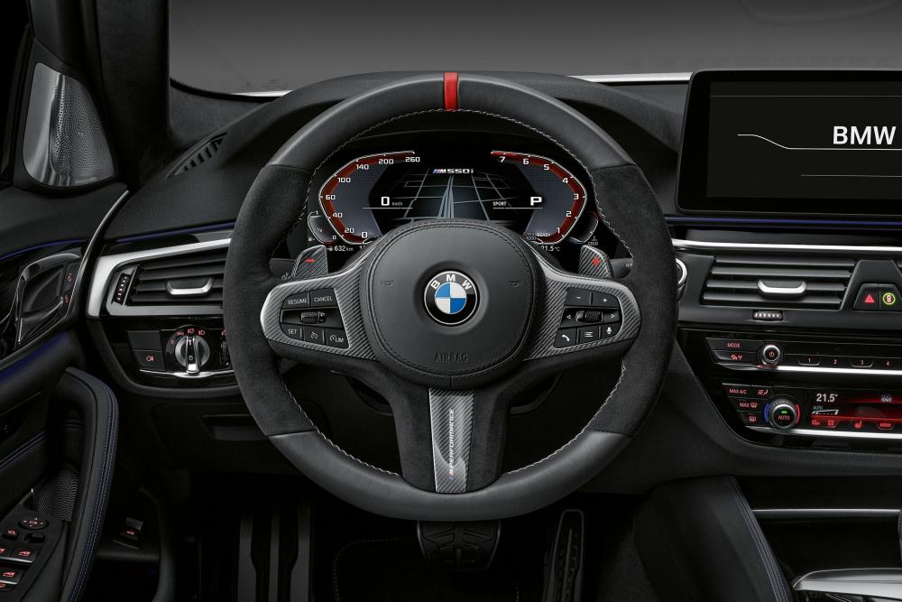 BMW M5 6 поколение F90 [рестайлинг] (2020) Седан интерьер 