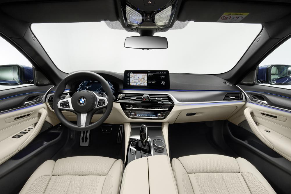 BMW 5 серия 7 поколение (G30) [рестайлинг] (2020) Седан интерьер 