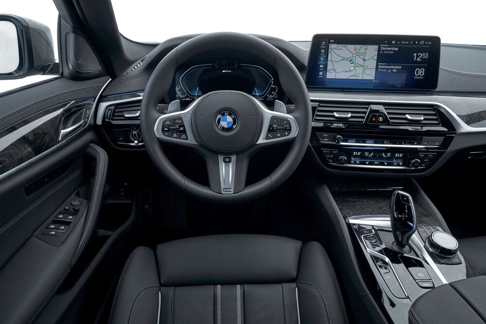 BMW 5 серия 7 поколение (G30) [рестайлинг] (2020) Седан интерьер 