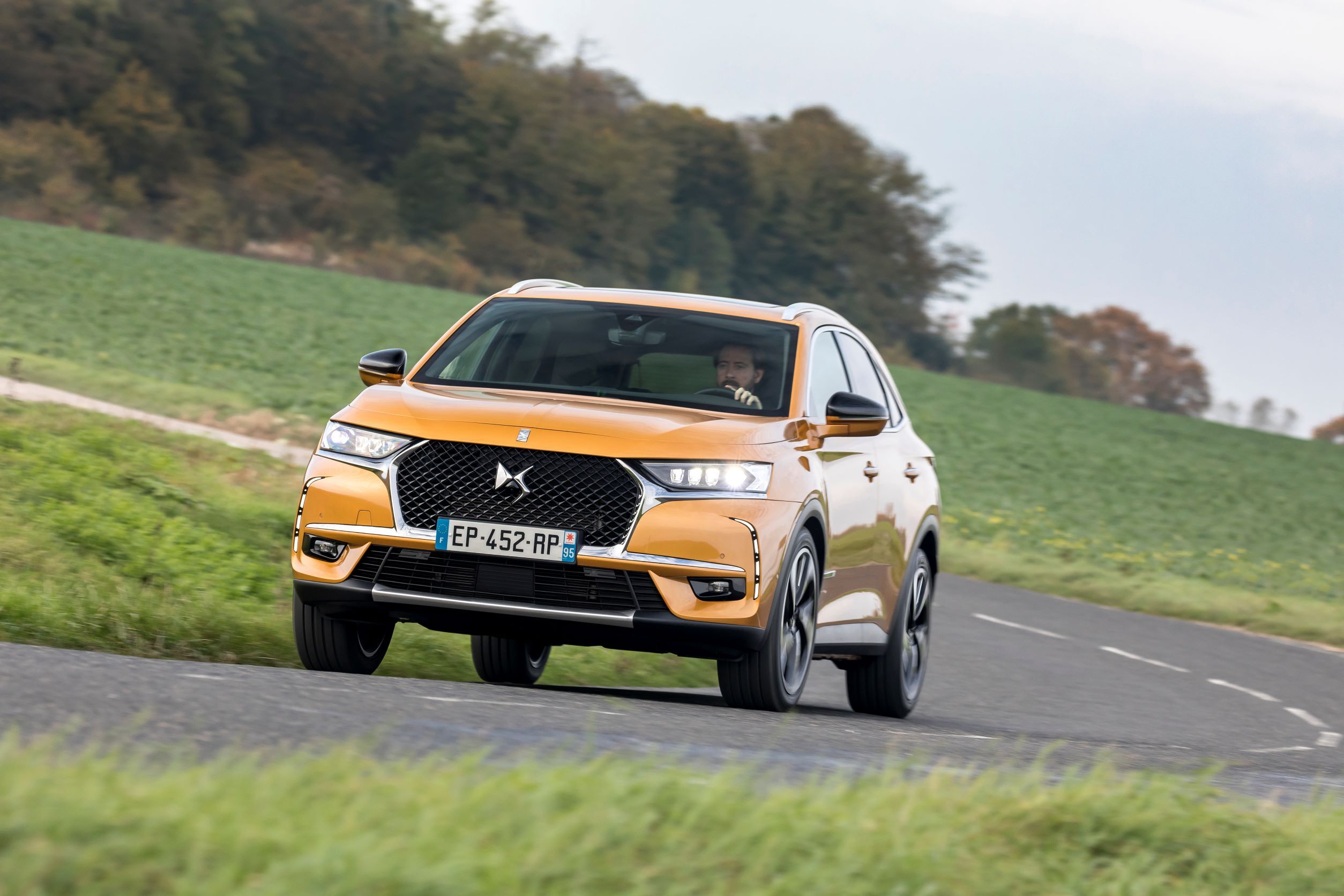 Citroen ds7 Crossback. DS 7 Crossback. DS 7 Crossback фото. Машина ds7.