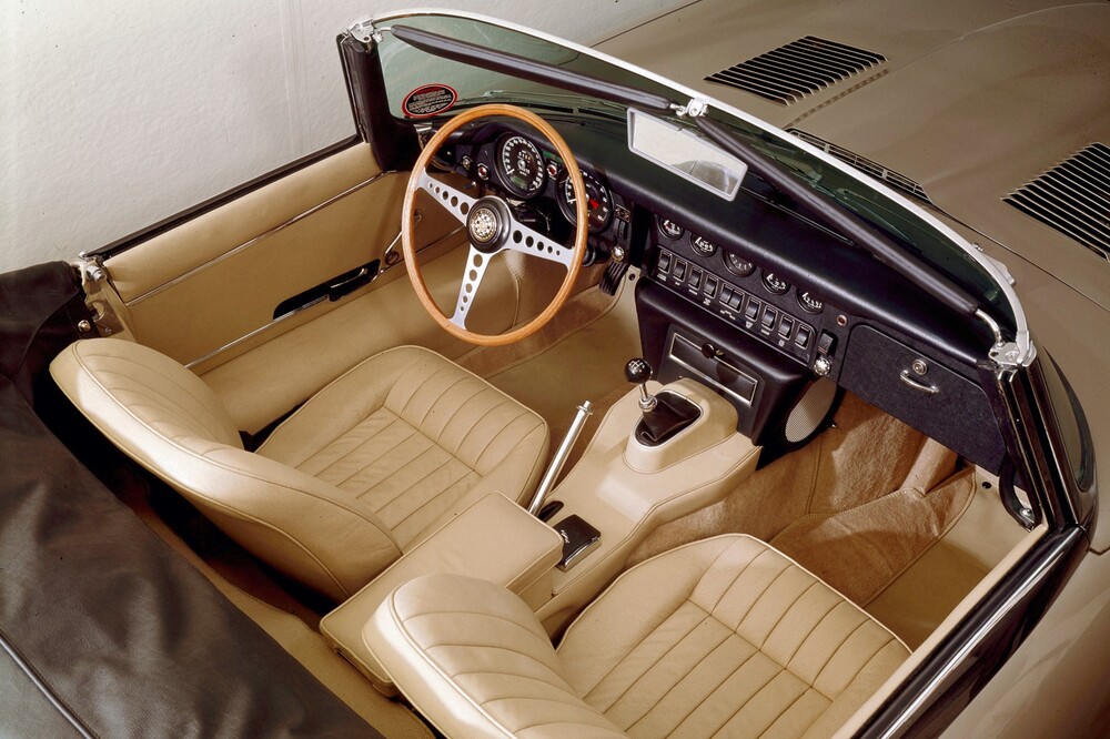 Jaguar E-Type Series 2 (1968-1971) кабриолет 