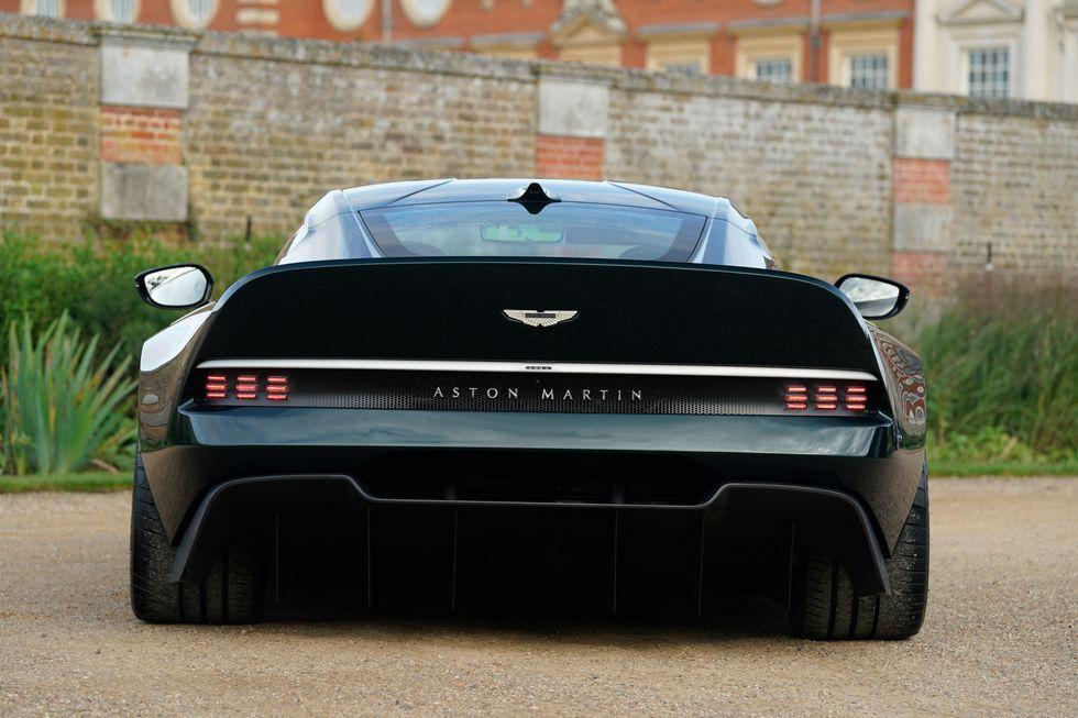 Aston Martin Victor