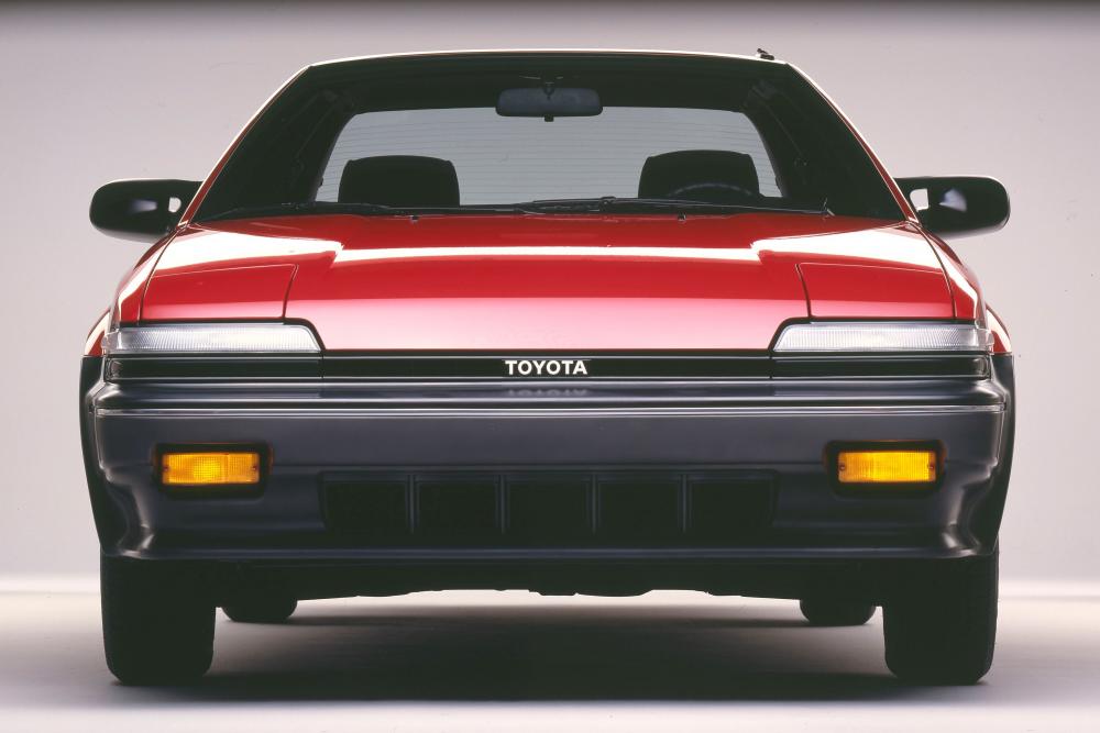 Toyota Corolla 6 поколение E90 (1987-1991) Купе