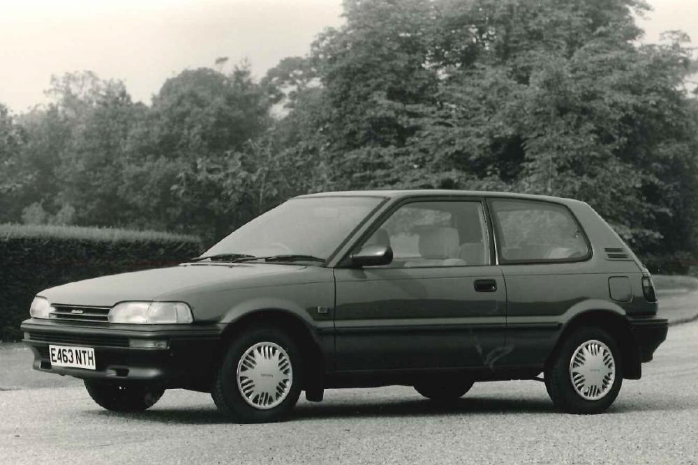Toyota Corolla 6 поколение E90 (1987-1991) Хетчбэк 3-дв.