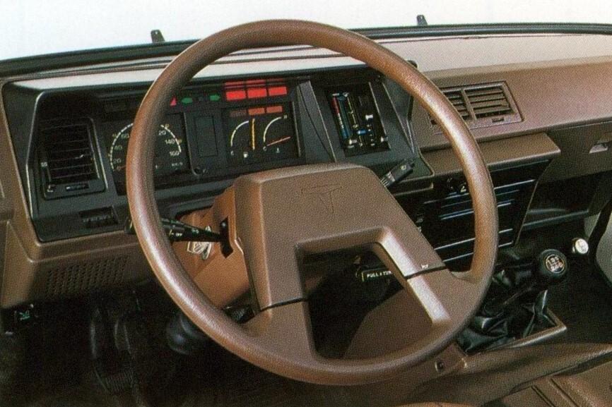 Toyota Hiace 3 поколение H50 (1982-1989) Фургон