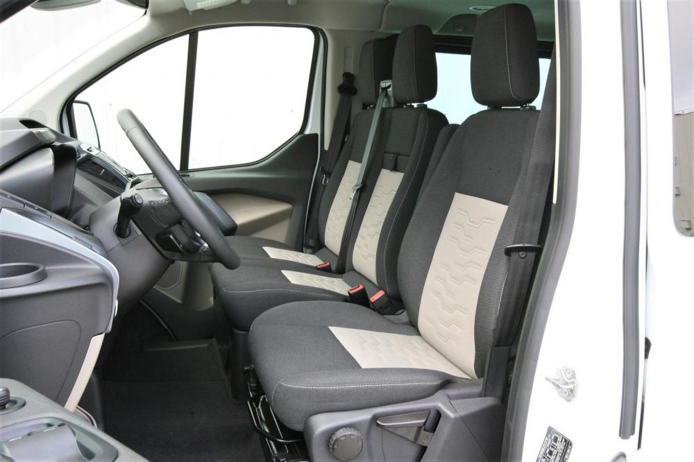 Ford Tourneo Custom 1 поколение Минивэн LWB интерьер