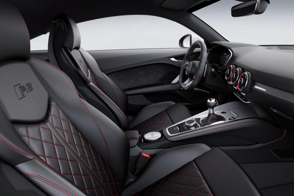 Audi TT RS Typ 8S (2016-) Купе интерьер 