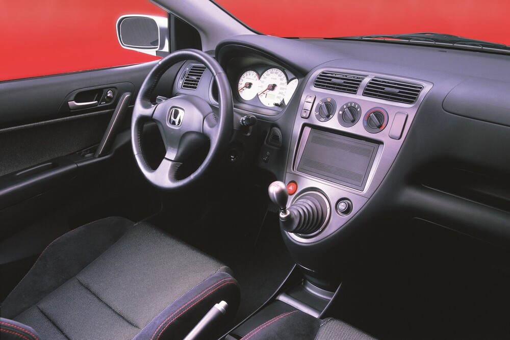 Honda Civic 7 поколение Type-R хетчбэк 3-дв. интерьер 