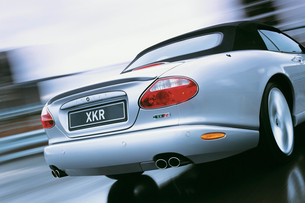 Jaguar XKR 1 поколение [2-й рестайлинг] (2004-2006) кабриолет