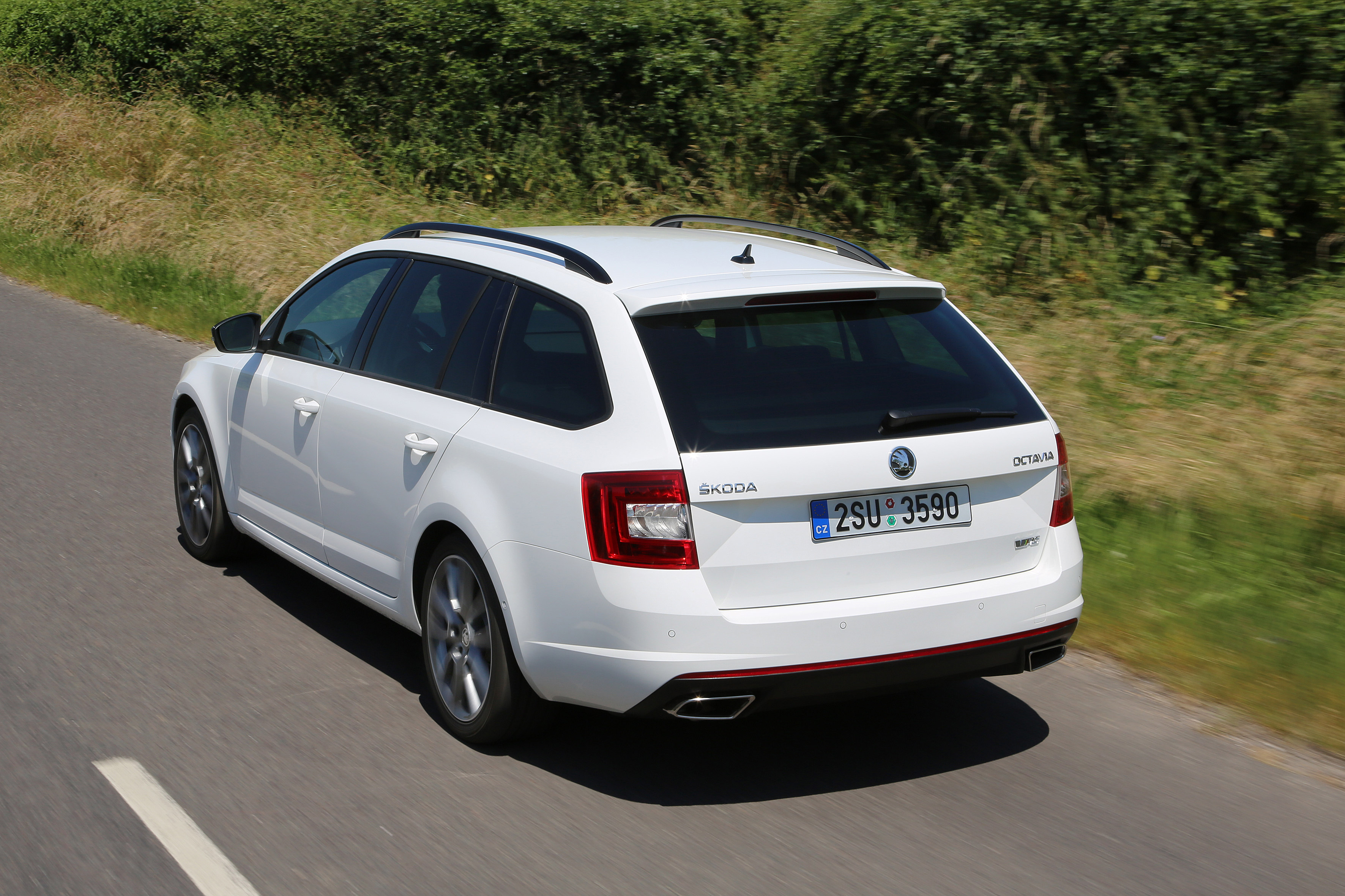 Skoda octavia rs универсал. Skoda Octavia a7 RS универсал. Skoda Octavia RS Combi 2014. Skoda Octavia a7 RS Combi. Škoda Octavia a7 универсал.