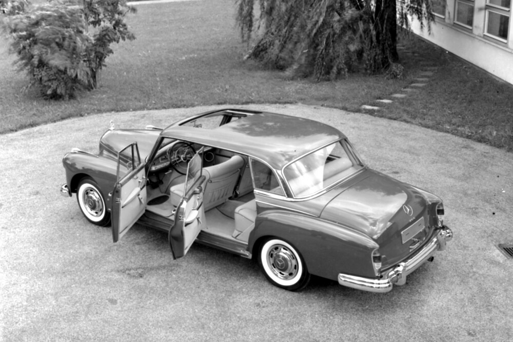 Mercedes-Benz W189 1 поколение (1957-1962) Седан
