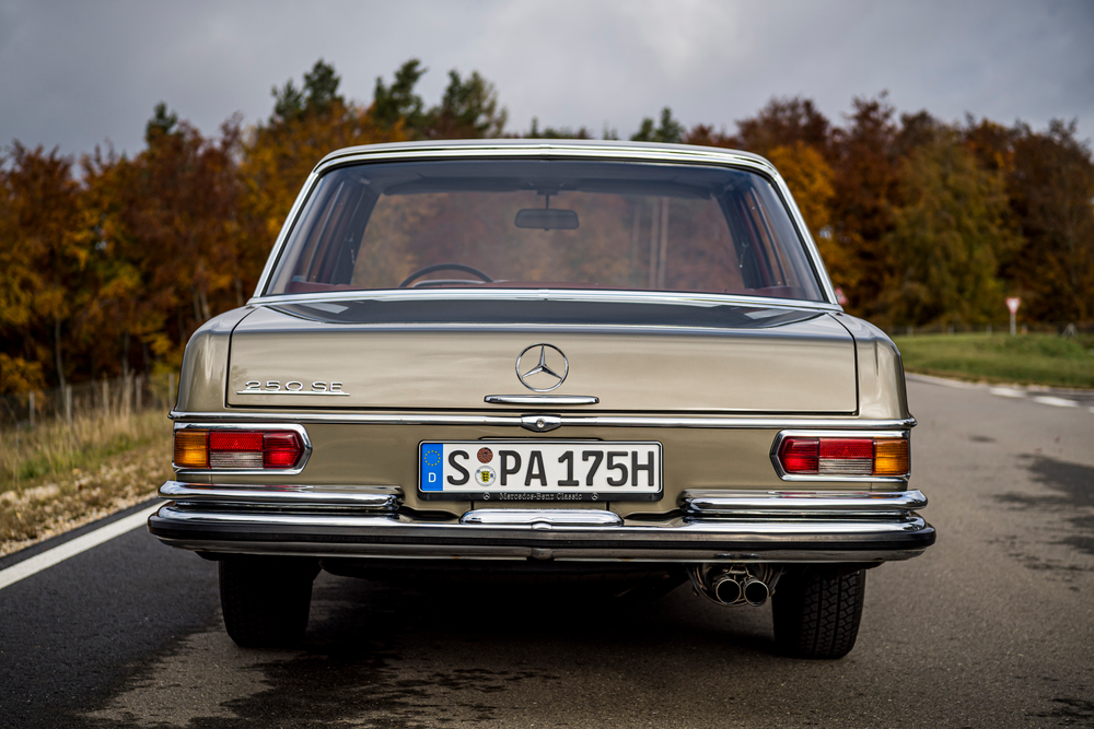 Mercedes-Benz W108 1 поколение (1965-1973) Седан
