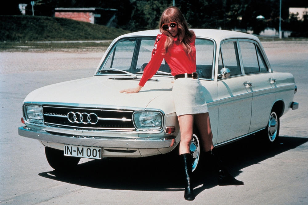 Audi F103 60 (1968-1972) седан