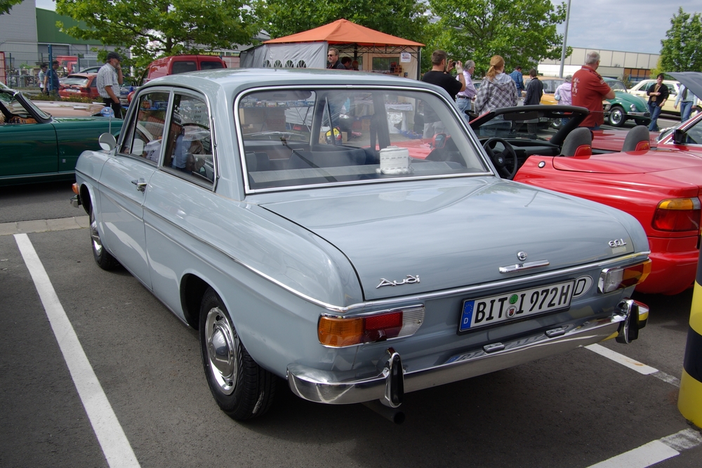 Audi F 103 1 поколение (1966-1972) купе 