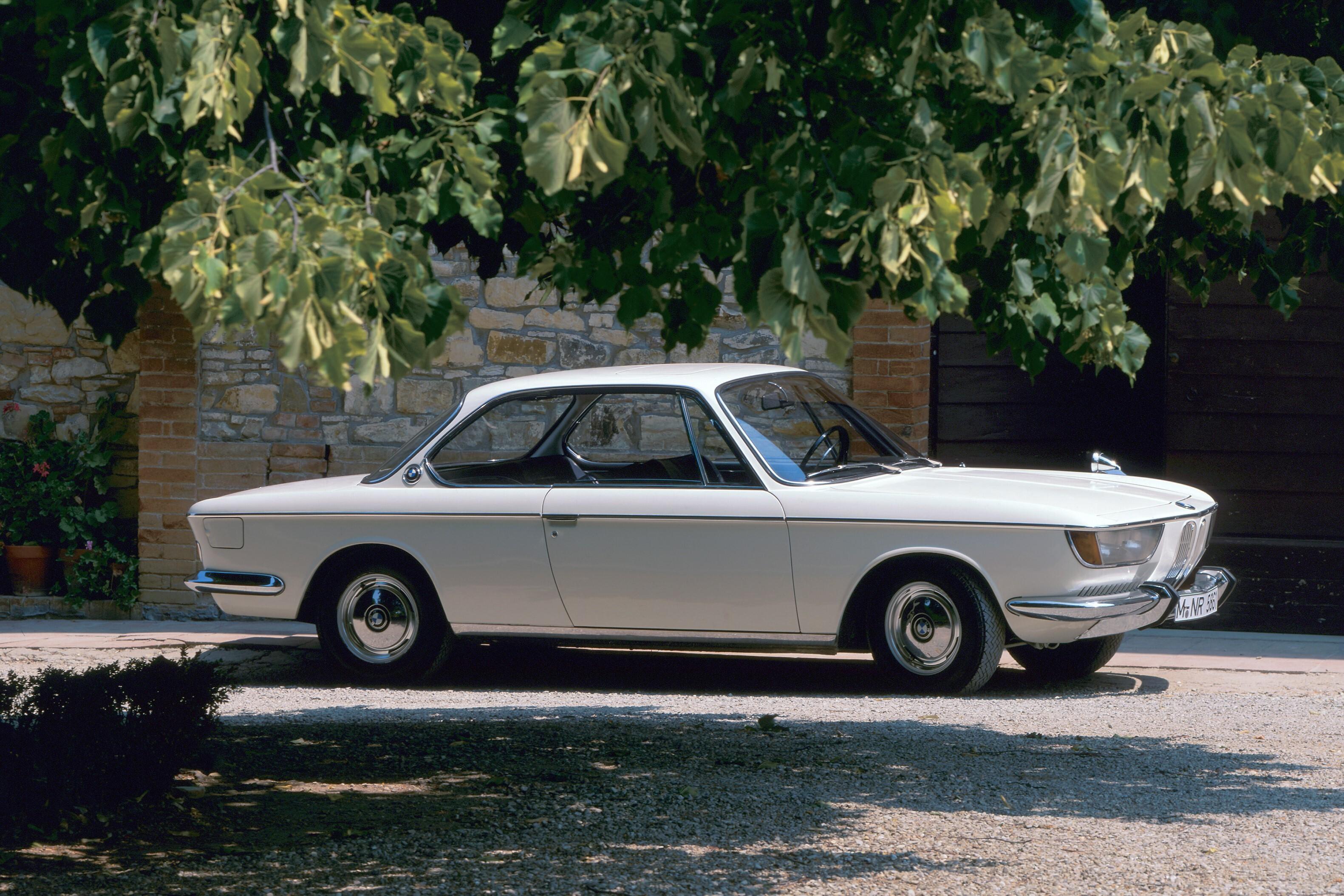 1965 1970 года. BMW 2000cs. BMW 2000 CS Coupe. BMW 2000 CS 1966. BMW 2000 1969.