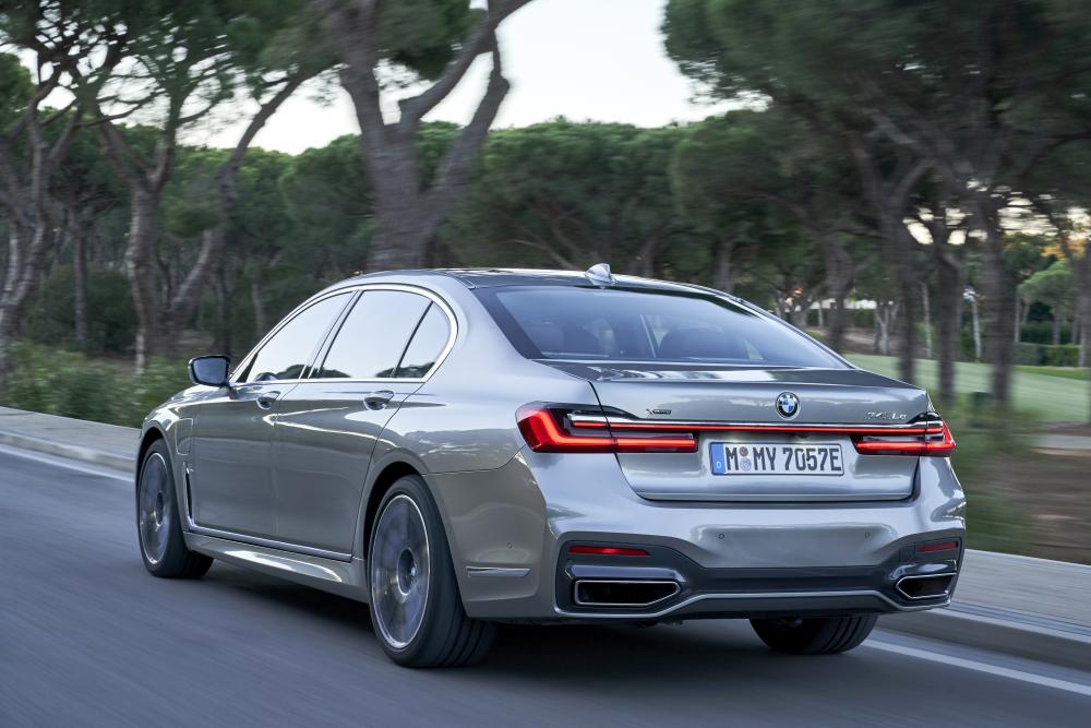 BMW 7 серия 6 поколение G11/G12 [рестайлинг] (2019) Седан