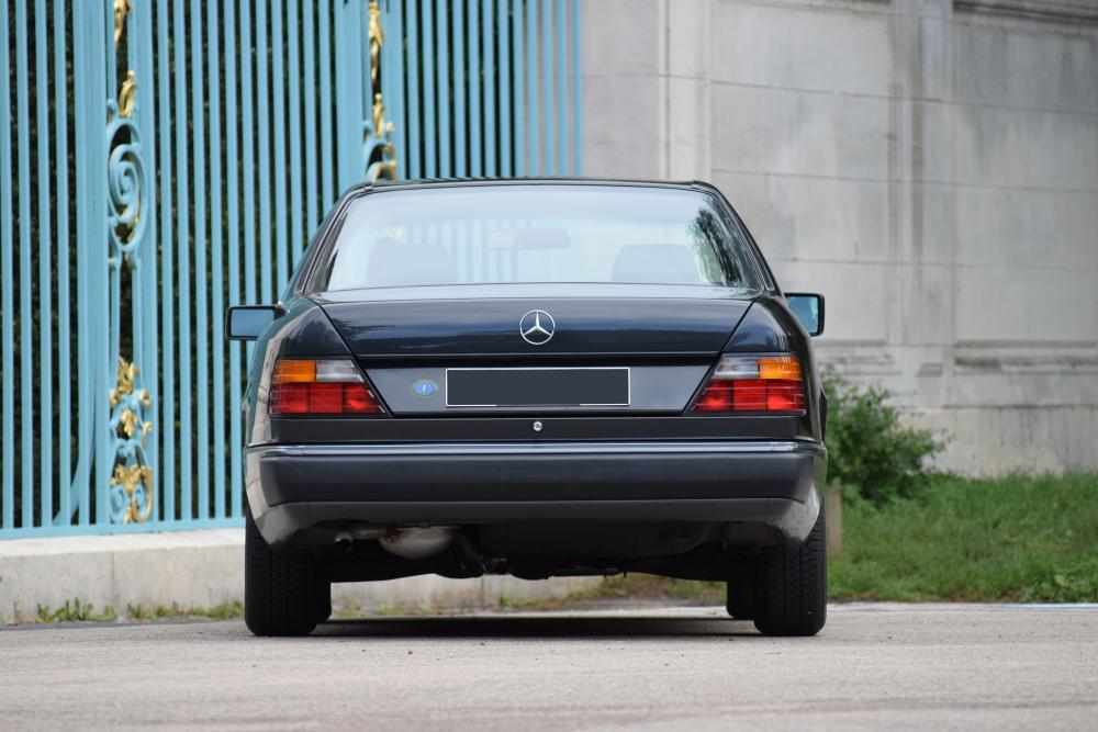 Mercedes-Benz E-Класс W124 рестайлинг (1987-1993) Купе