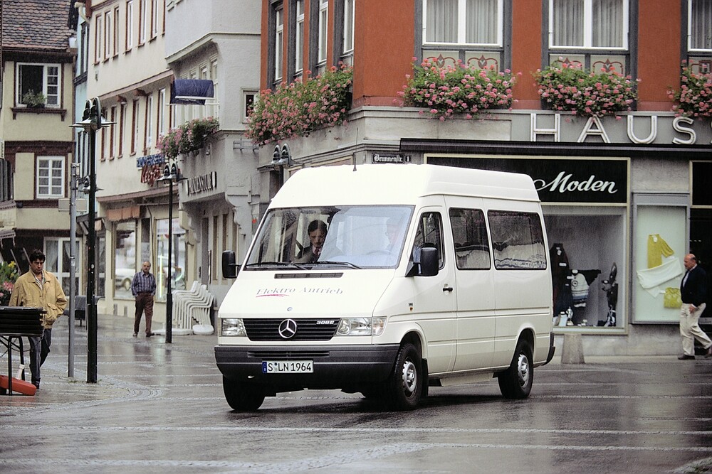 Mercedes-Benz Sprinter W901-905 (1995-2000) Микроавтобус