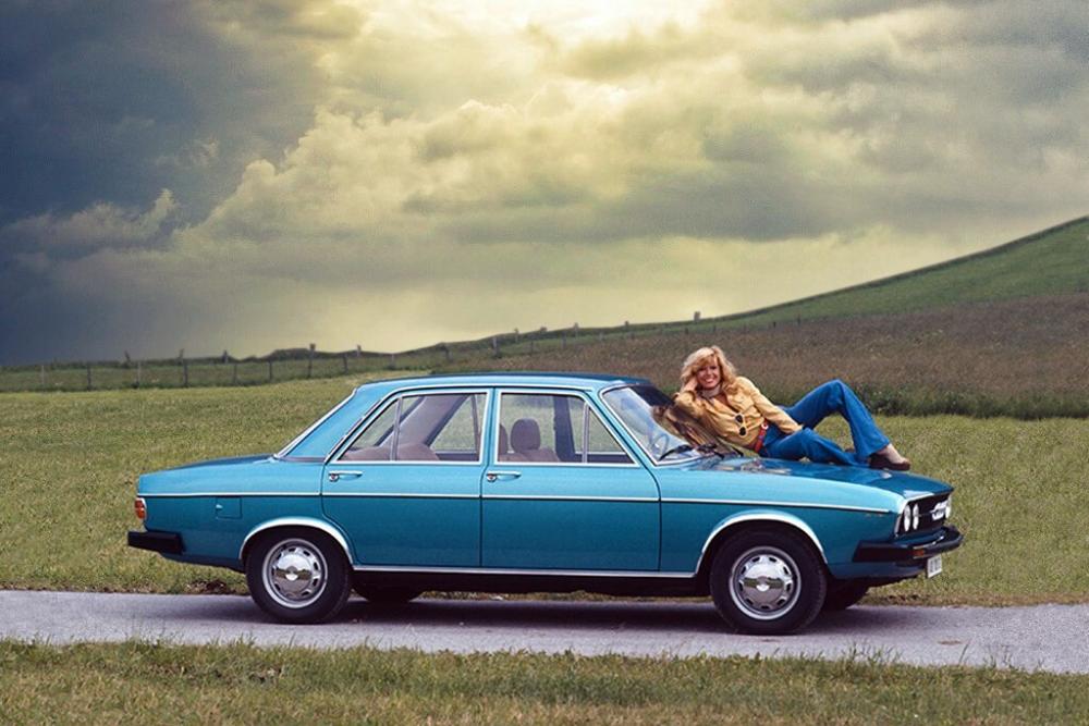 Audi 100 С1 [рестайлинг] (1973-1976) Седан