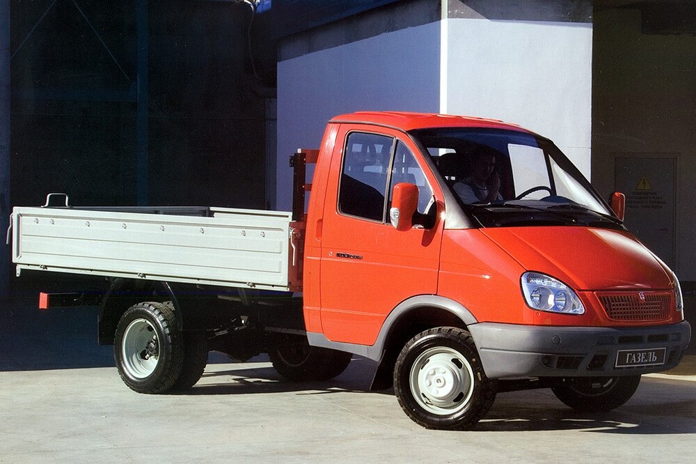 Газель бортовой грузовик 1 поколение [рестайлинг] (2003-2010)