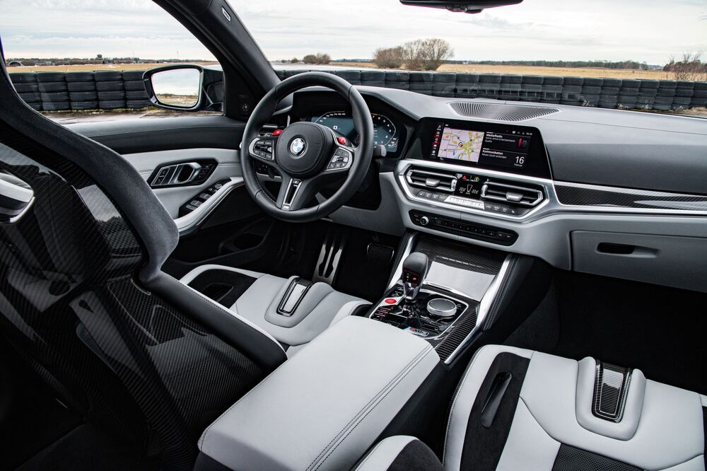 BMW M3 6 поколение (G80) (2020) Седан интерьер 