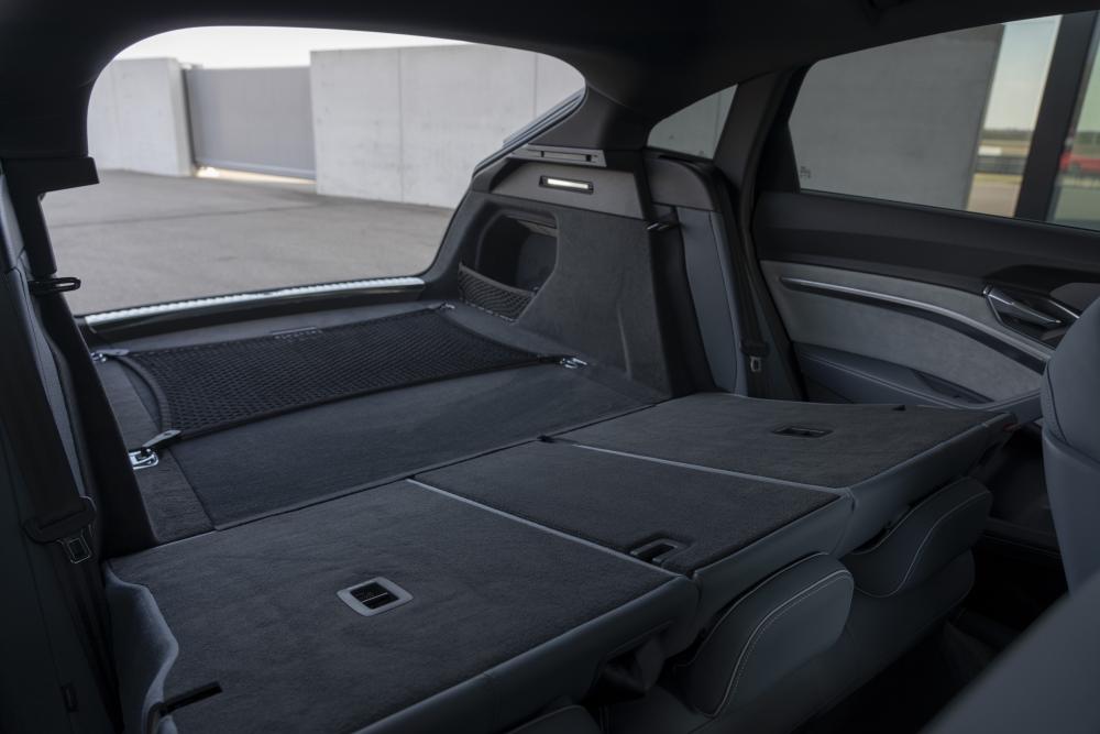 Audi e-tron Sportback 1 поколение (2019) кроссовер багажник