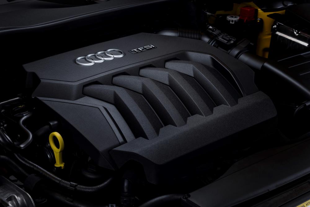 Audi TT 8S [рестайлинг] (2018) Родстер 2-дв. двигатель