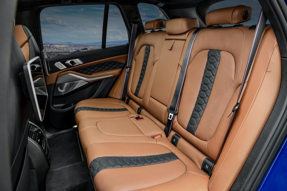 BMW X5 M 3 поколение F95 (2019) SUV интерьер 