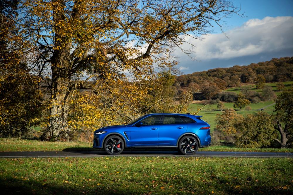 Jaguar F-Pace SVR