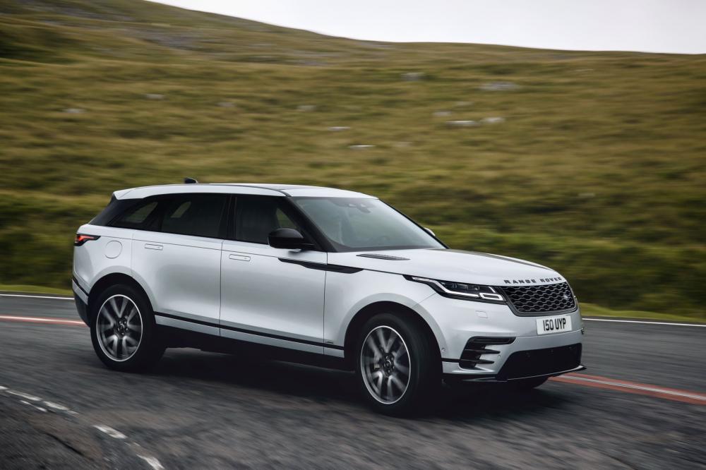 Кроссовер Range Rover Velar 2021 модельного года