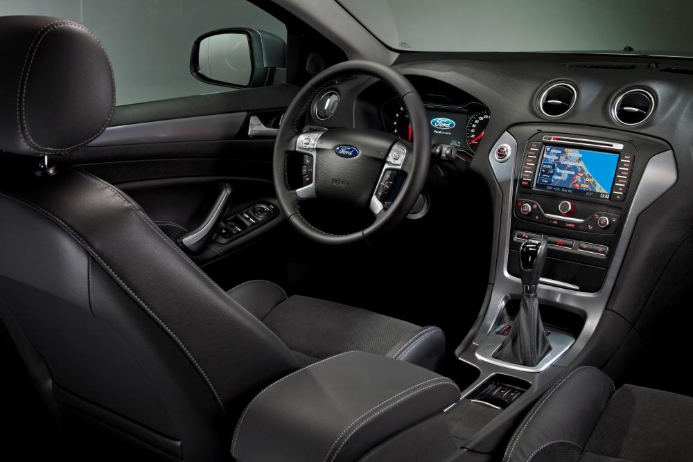 Ford Mondeo 4 поколение рестайлинг Седан интерьер 