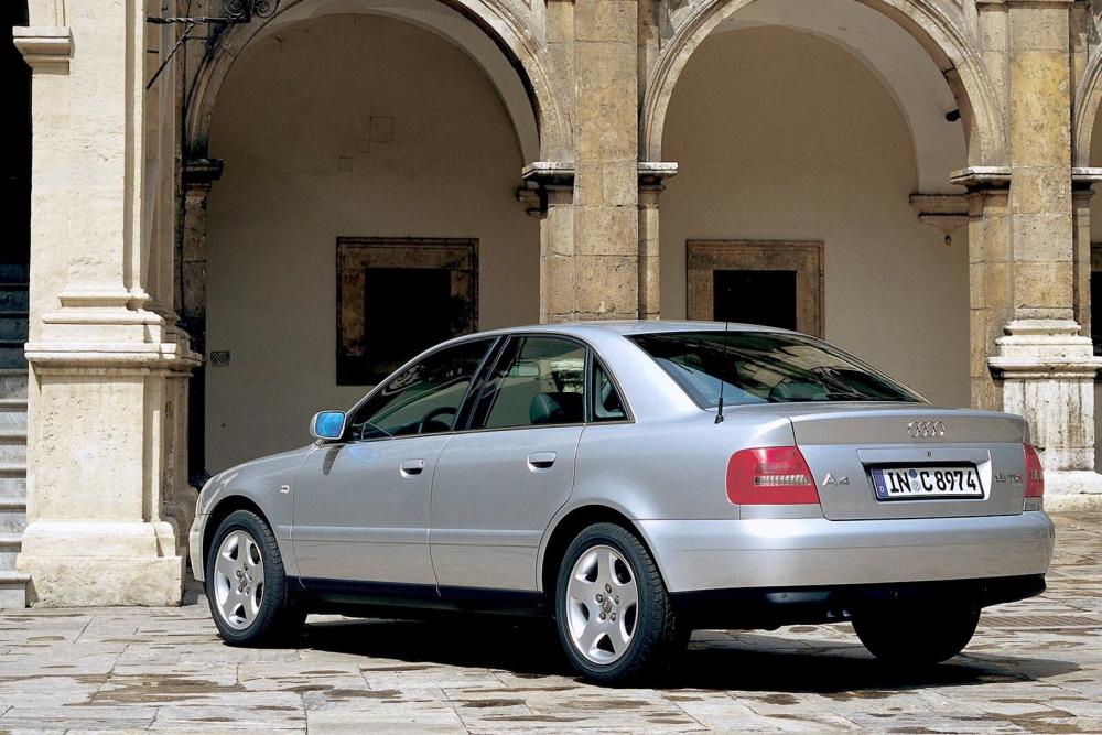 Audi A4 B5 [рестайлинг] (1997-2001) Седан