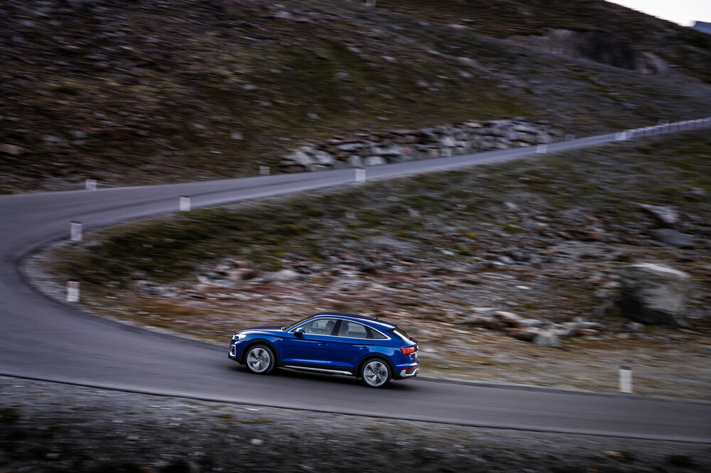 Audi Q5 Sportback 1 поколение (2020) Внедорожник 5 дв.