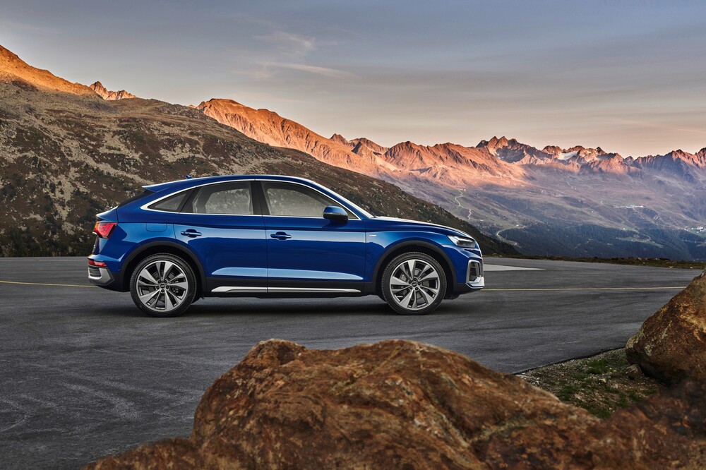 Audi Q5 Sportback 1 поколение (2020) Внедорожник 5 дв.