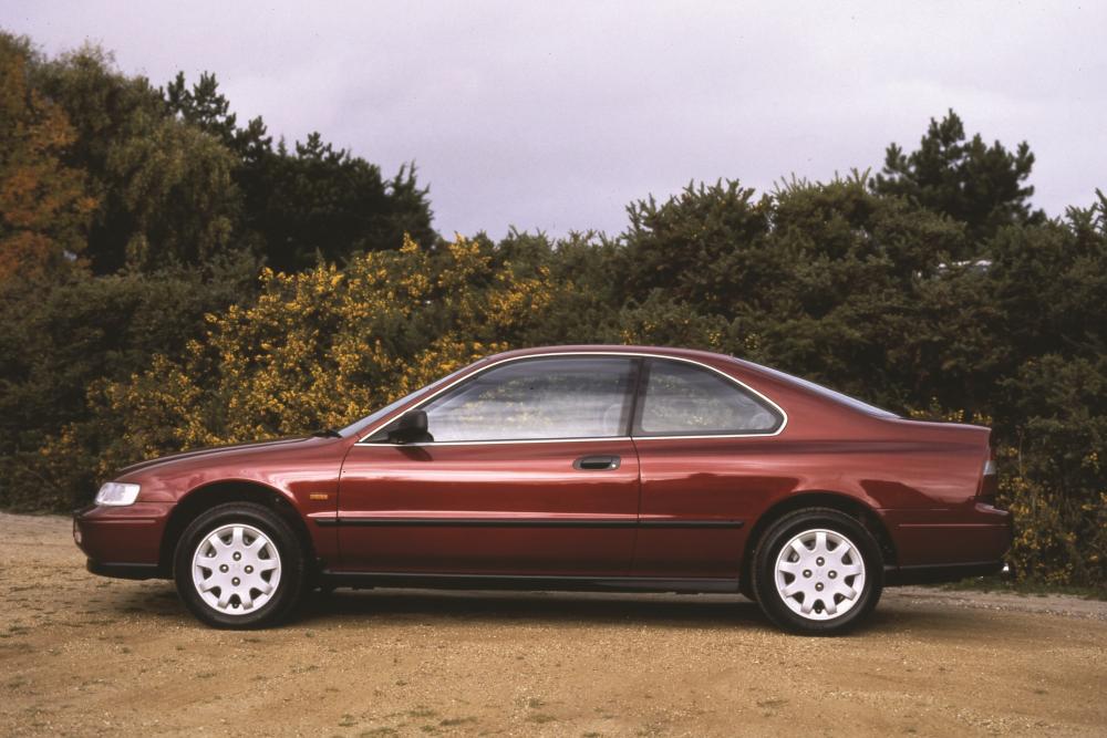 Honda Accord 5 поколение (1993-1996) Купе 2-дв.