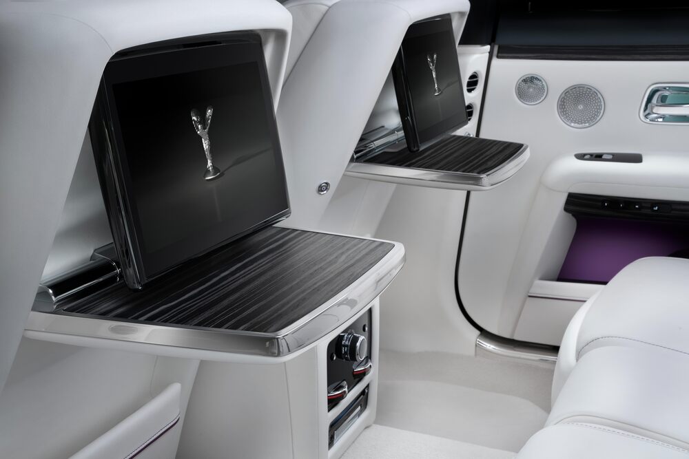 Rolls-Royce Ghost 2 поколение (2020-н.в.) интерьер 