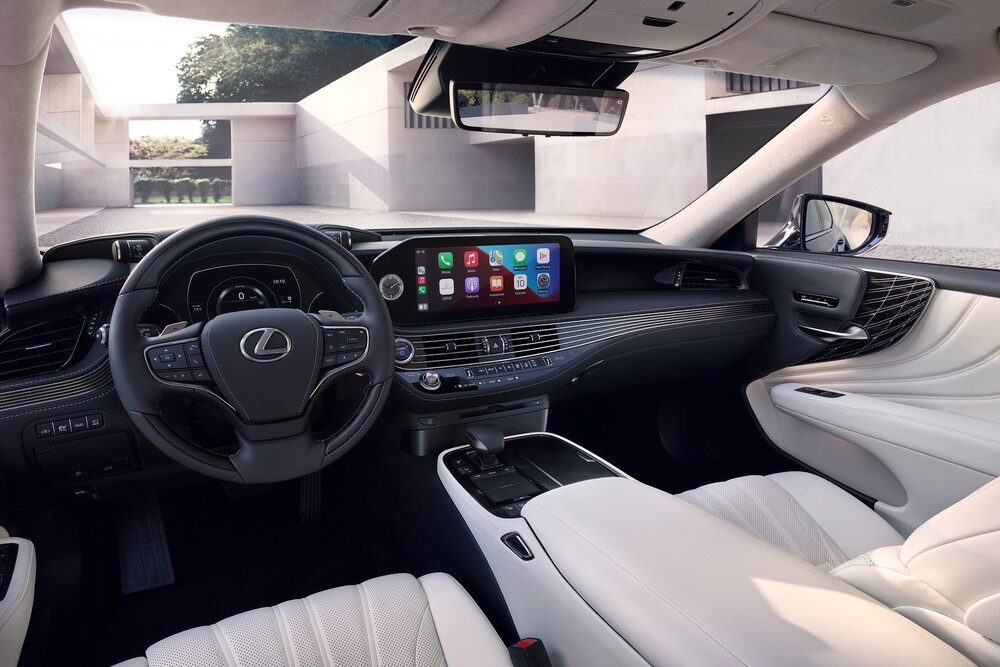 Lexus LS 5 поколение [рестайлинг] (2020-н.в.) седан интерьер 