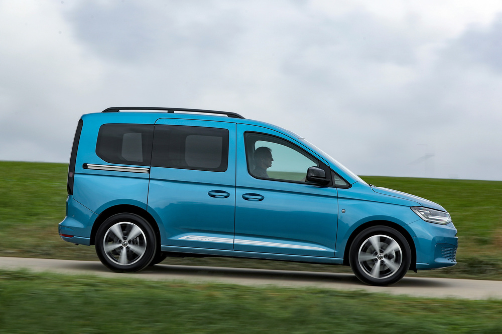 Volkswagen Caddy 5 поколение (2021) минивэн